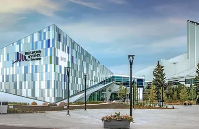 Edmonton TELUS Exterior