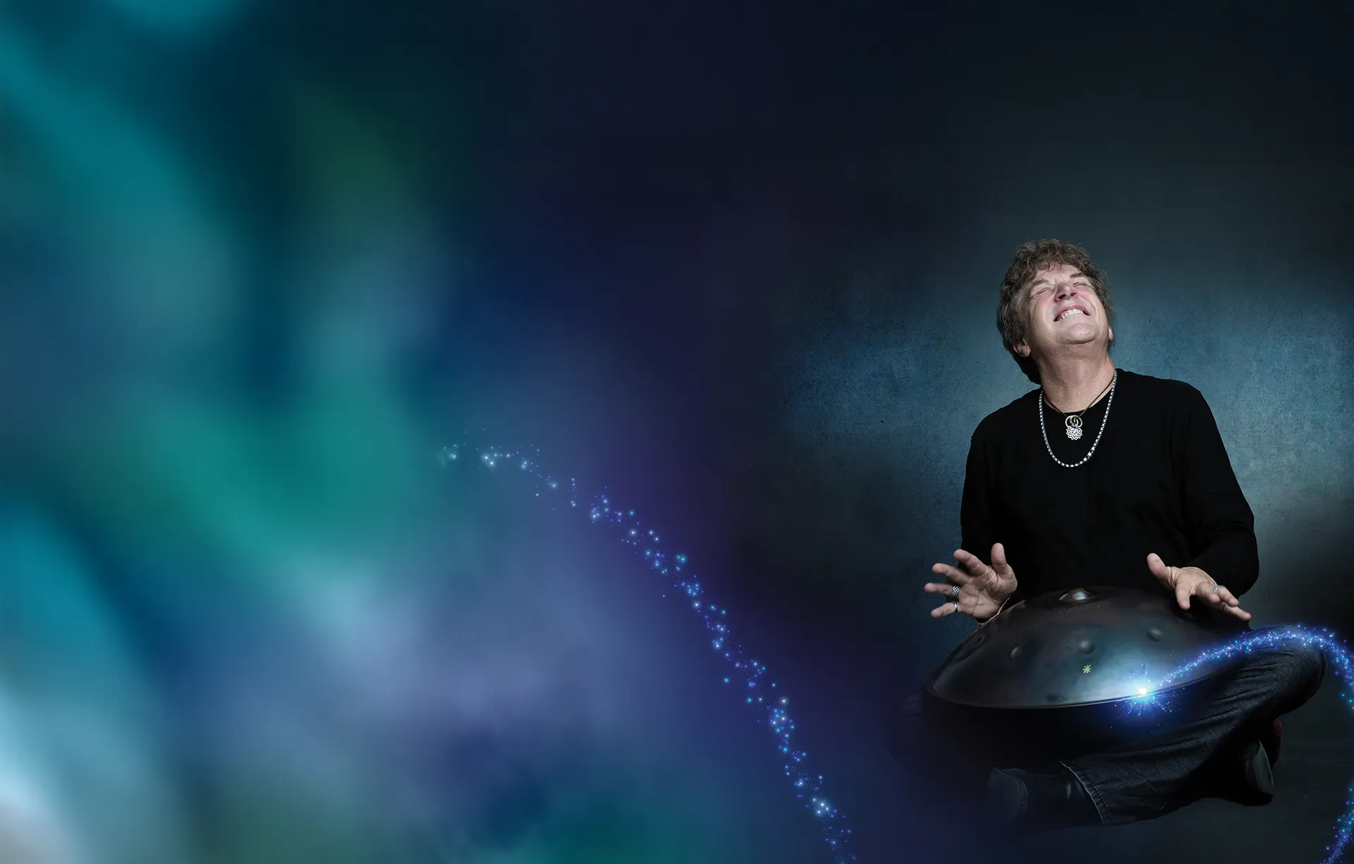 26yv1x4o9wbf-james-hood-bg_wider